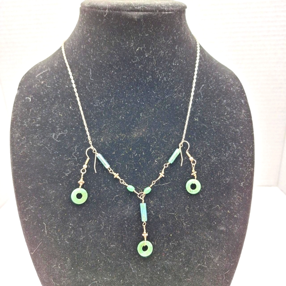 Vintage Sterling Silver 925 Y-Necklace Green Jadeite 18" Set W/ Jadeite Earrings